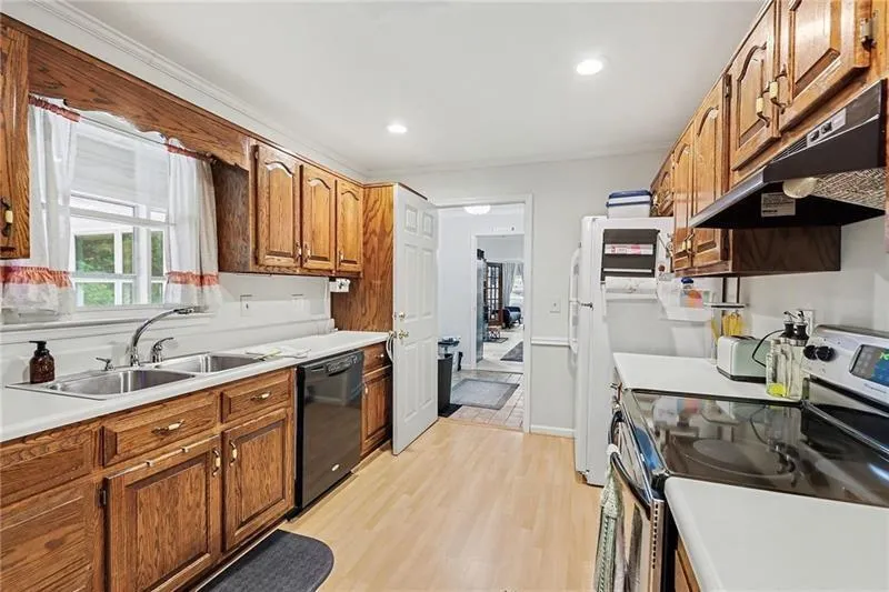 5735 E Ridge Drive Douglasville, GA 30135