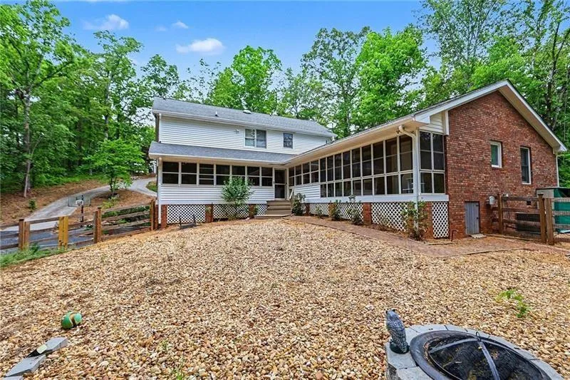 5735 E Ridge Drive Douglasville, GA 30135
