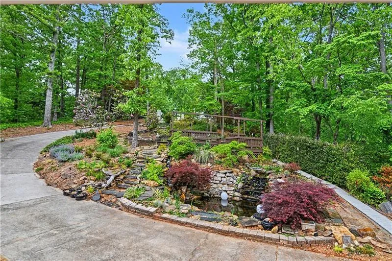 5735 E Ridge Drive Douglasville, GA 30135