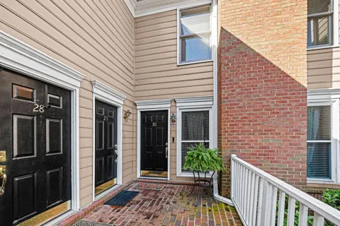7500 Roswell Road #30