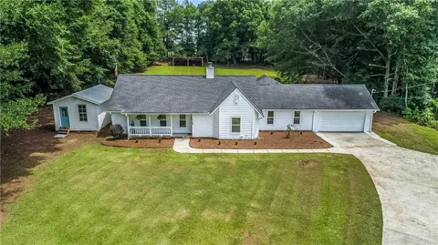 135 Dixie Lane
