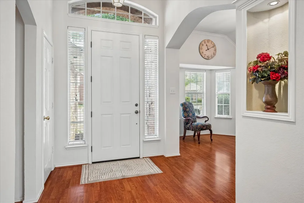 1537 Bosque Drive Carrollton, TX 75010