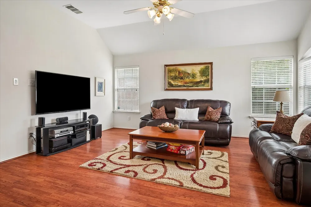 1537 Bosque Drive Carrollton, TX 75010