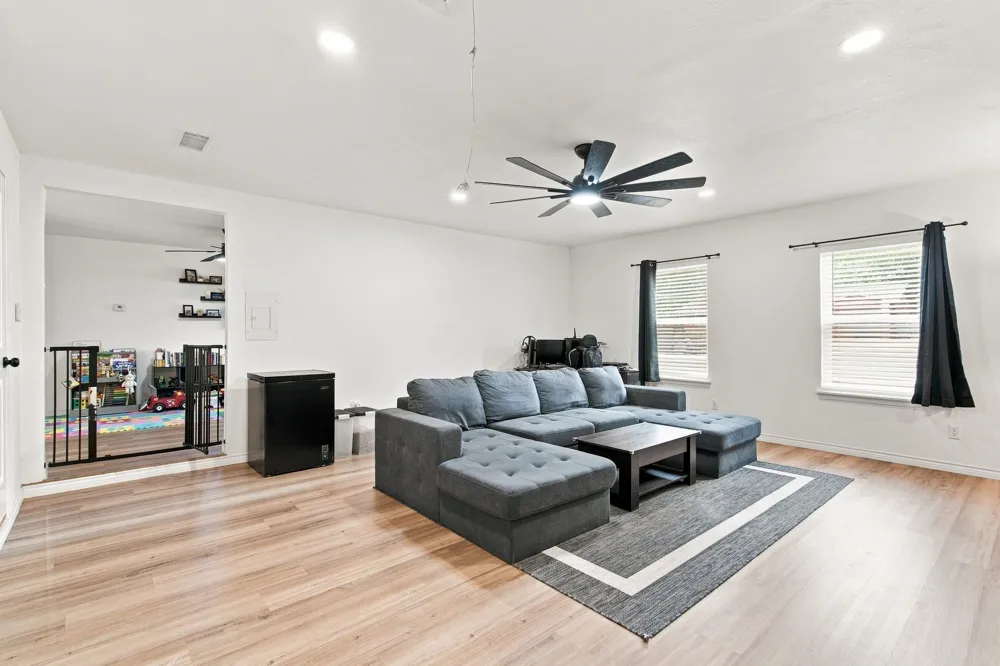 310 Bellaire Drive Denton, TX 76209