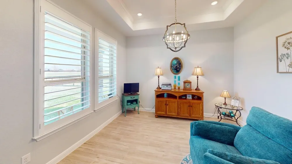 1325 Palomino Trail Angleton, TX 77515