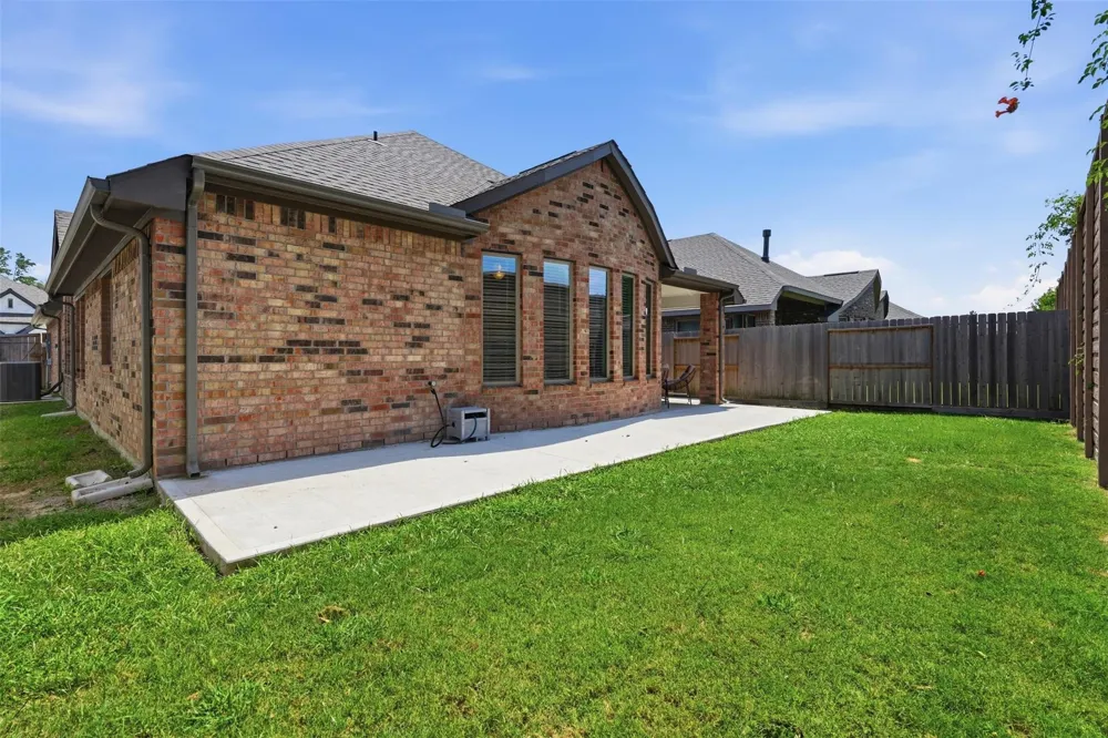 7475 Caprock Canyon Lane Porter, TX 77365