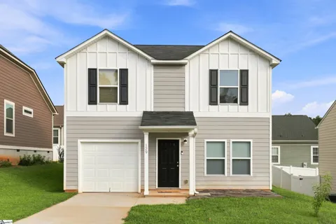 129 Colonial Walk