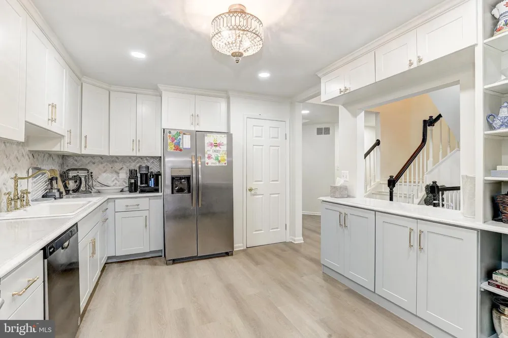 64 RIVER OAKS CIRCLE Baltimore, MD 21208