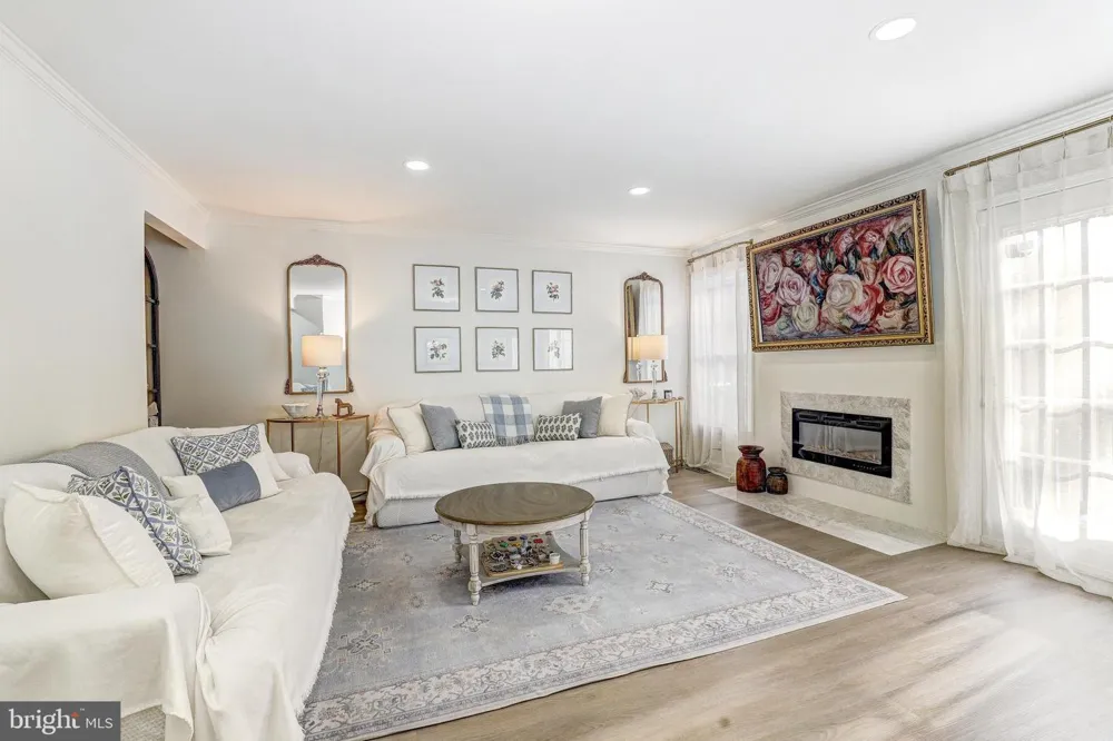 64 RIVER OAKS CIRCLE Baltimore, MD 21208