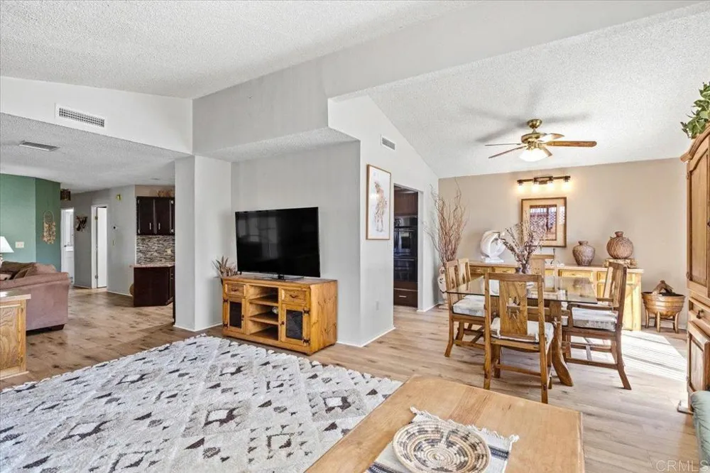 1300 W Menlo Ave #181 Hemet, CA 92543