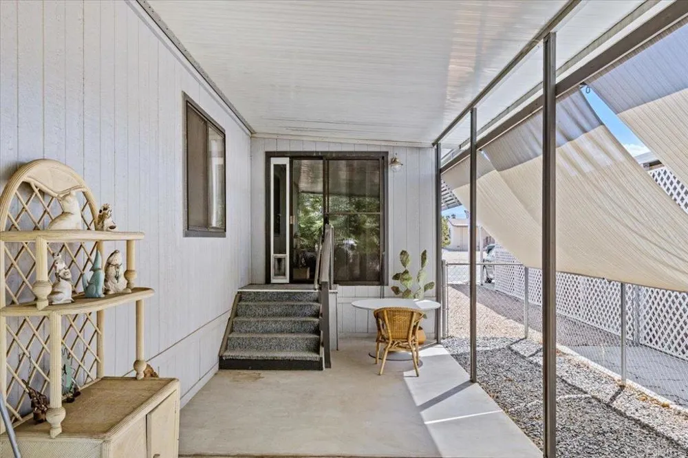 1300 W Menlo Ave #181 Hemet, CA 92543