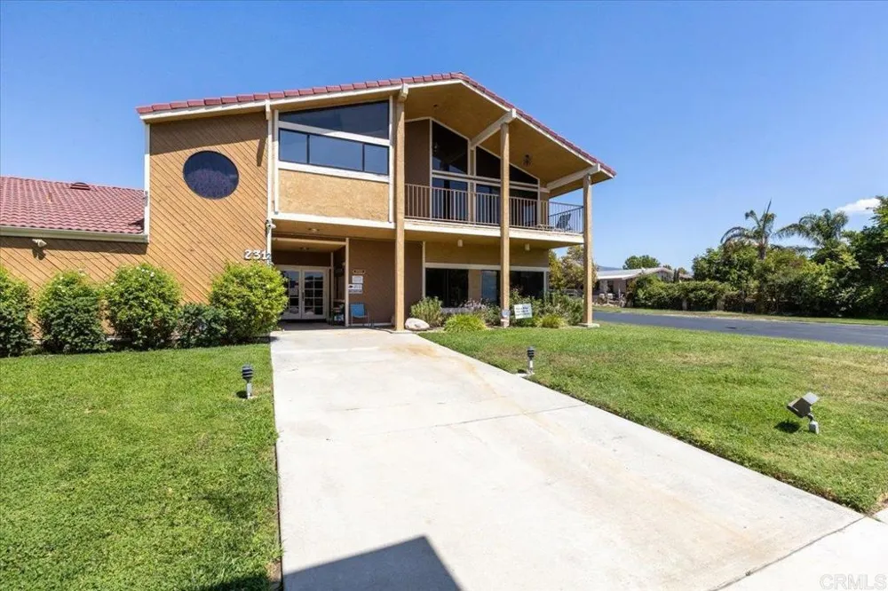 1300 W Menlo Ave #181 Hemet, CA 92543