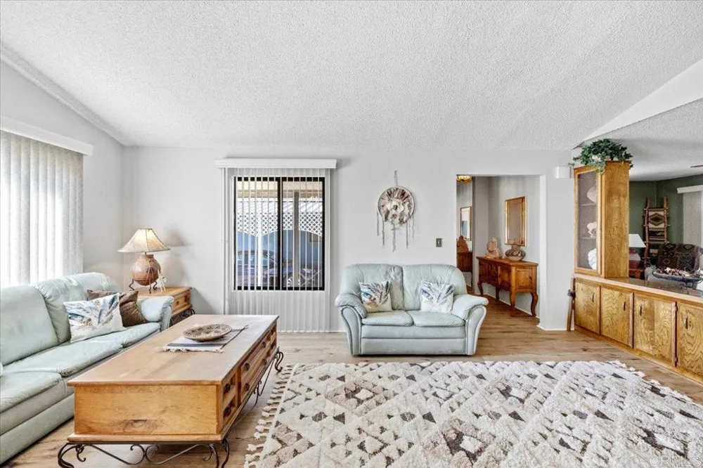 1300 W Menlo Ave #181 Hemet, CA 92543