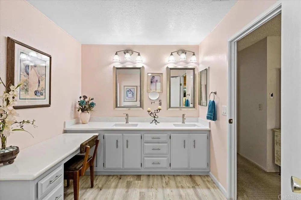 1300 W Menlo Ave #181 Hemet, CA 92543