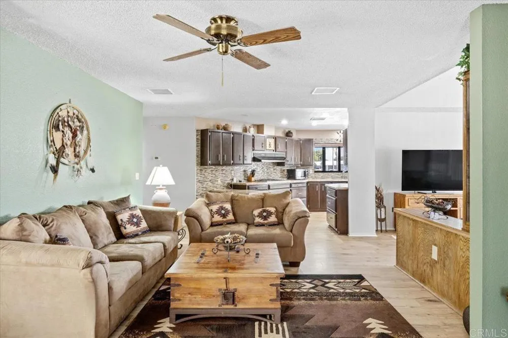 1300 W Menlo Ave #181 Hemet, CA 92543