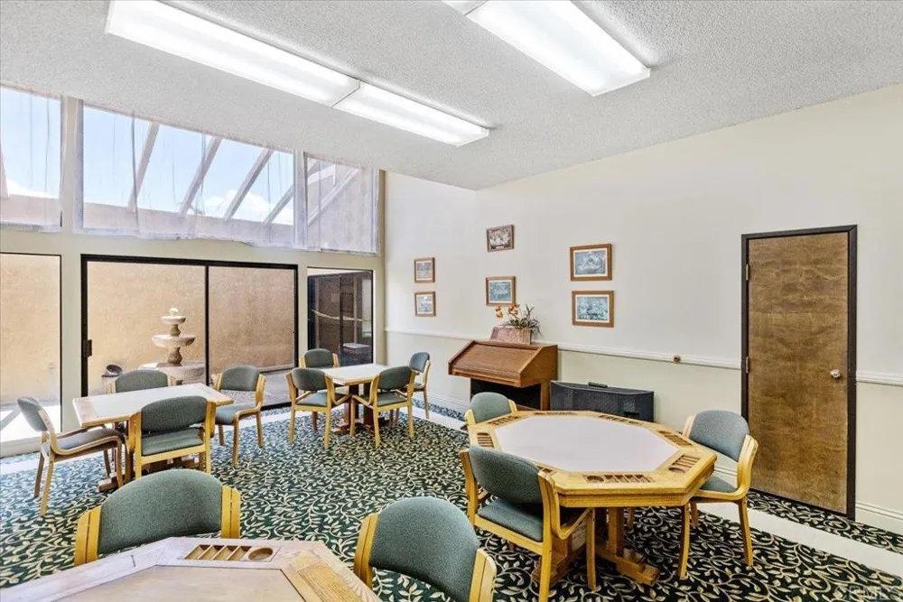 1300 W Menlo Ave #181 Hemet, CA 92543