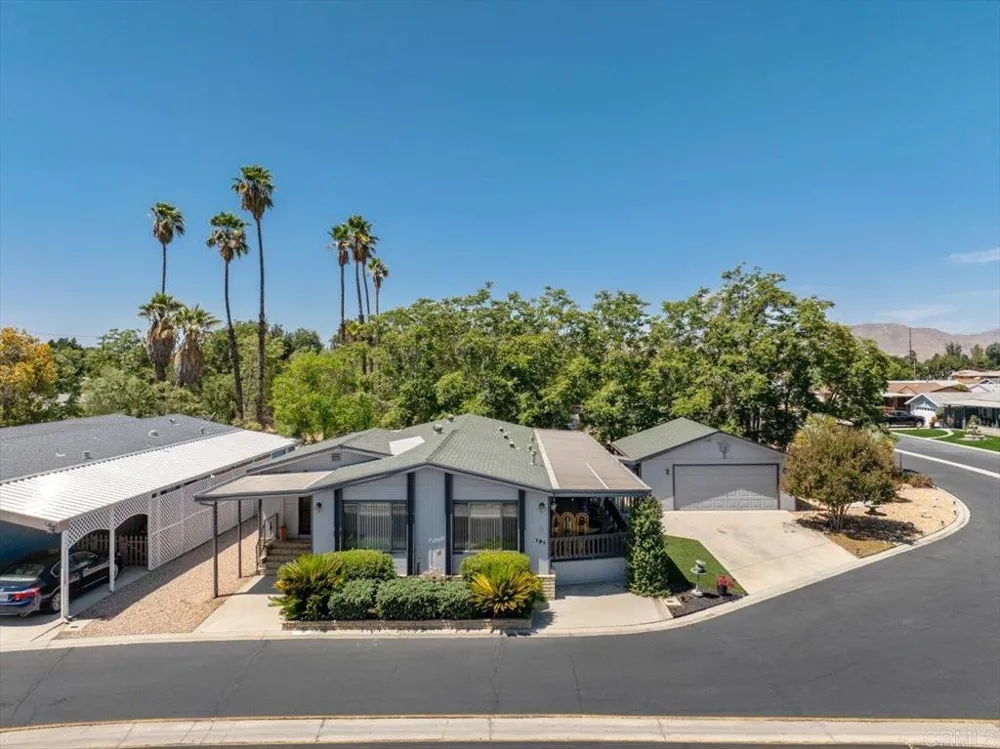 1300 W Menlo Ave #181 Hemet, CA 92543
