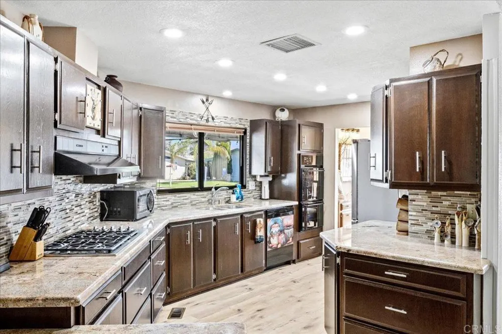 1300 W Menlo Ave #181 Hemet, CA 92543