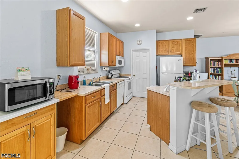 6th Street W Lehigh Acres, FL 33971