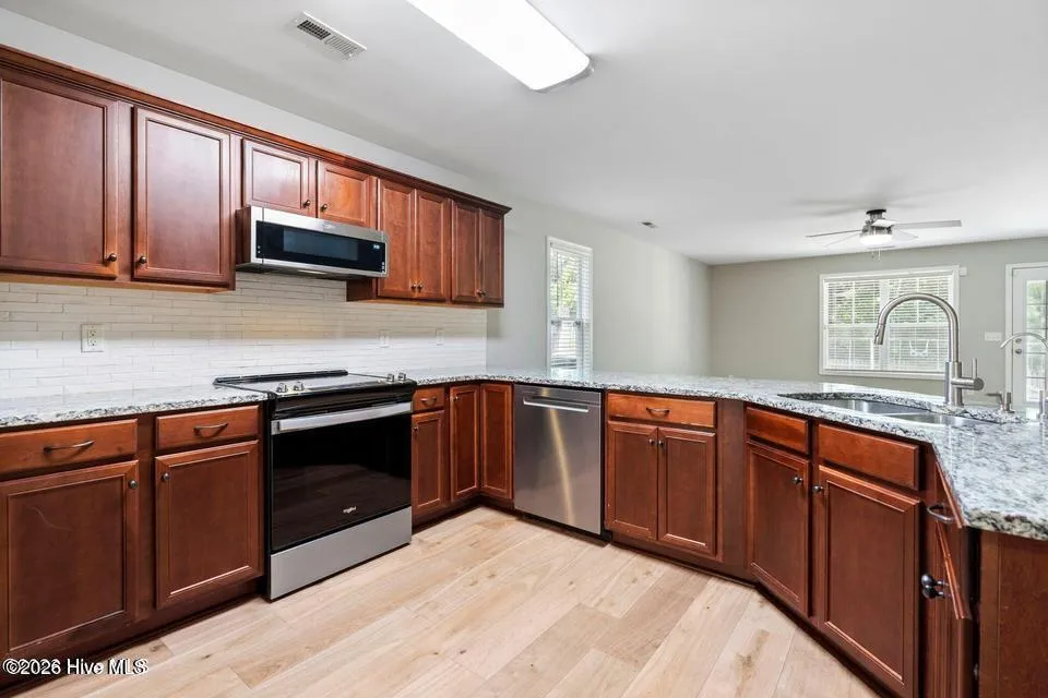 3912 Willowick Park Drive Wilmington, NC 28409