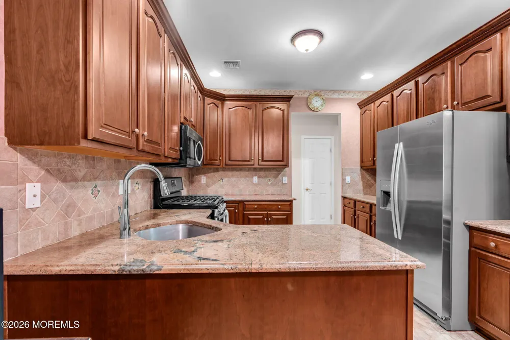 22 Morning Glory Drive Ocean, NJ 07712