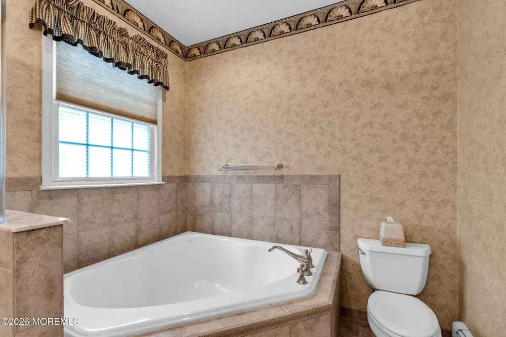 22 Morning Glory Drive Ocean, NJ 07712