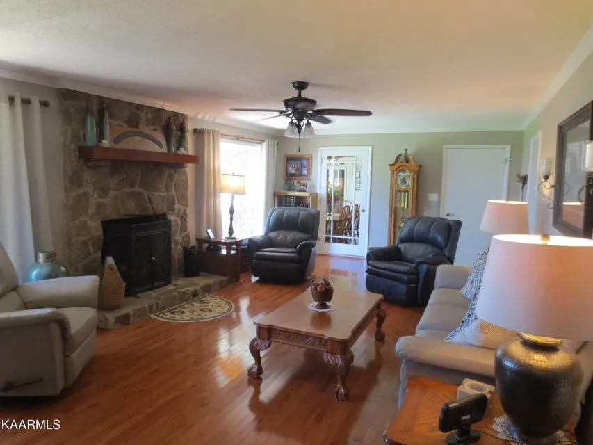 1011 Brickell Ridge Rd Decatur, TN 37322