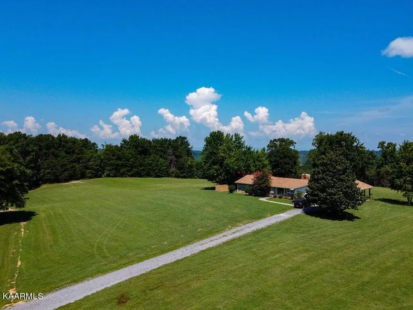 1011 Brickell Ridge Rd Decatur, TN 37322
