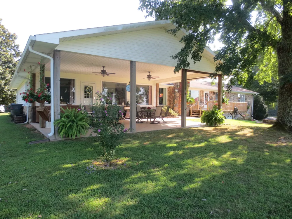 1011 Brickell Ridge Rd Decatur, TN 37322