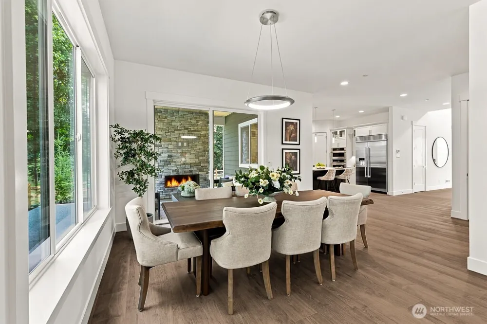 16036 SE 141st Place #8 Renton, WA 98059