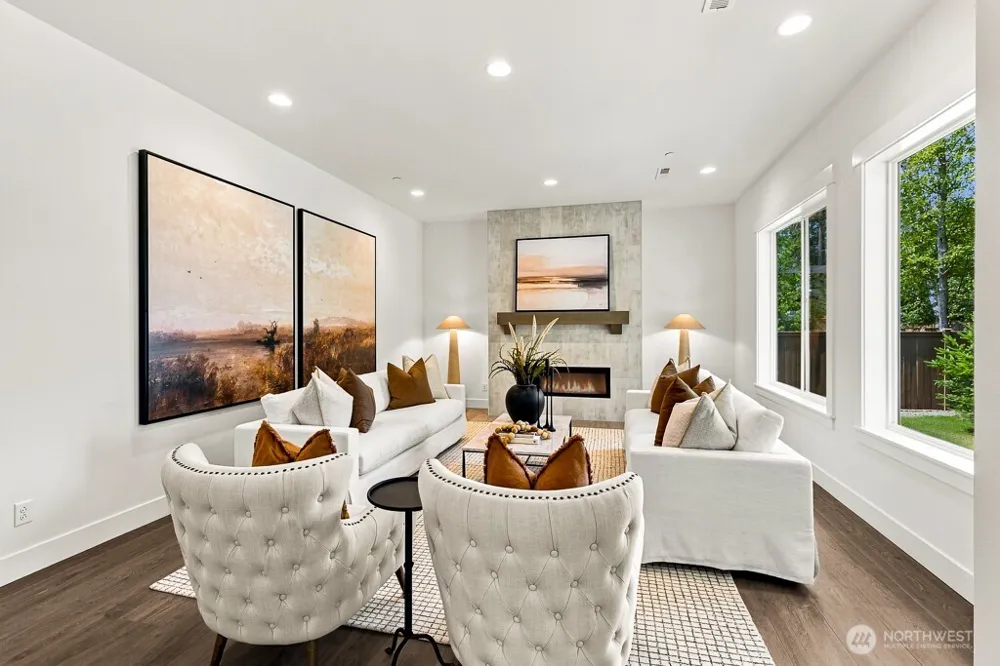 16036 SE 141st Place #8 Renton, WA 98059