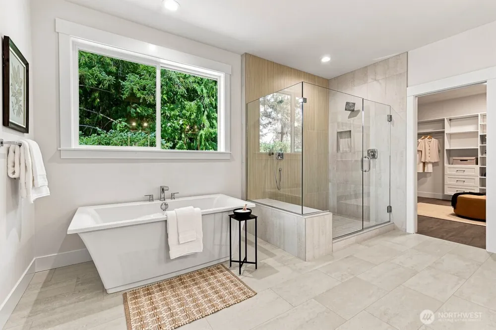 16036 SE 141st Place #8 Renton, WA 98059