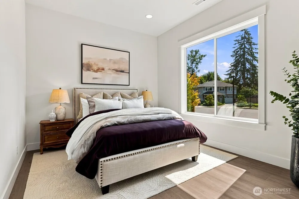 16036 SE 141st Place #8 Renton, WA 98059