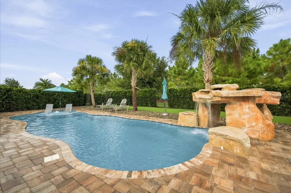 3816 BONFIRE DRIVE Odessa, FL 33556