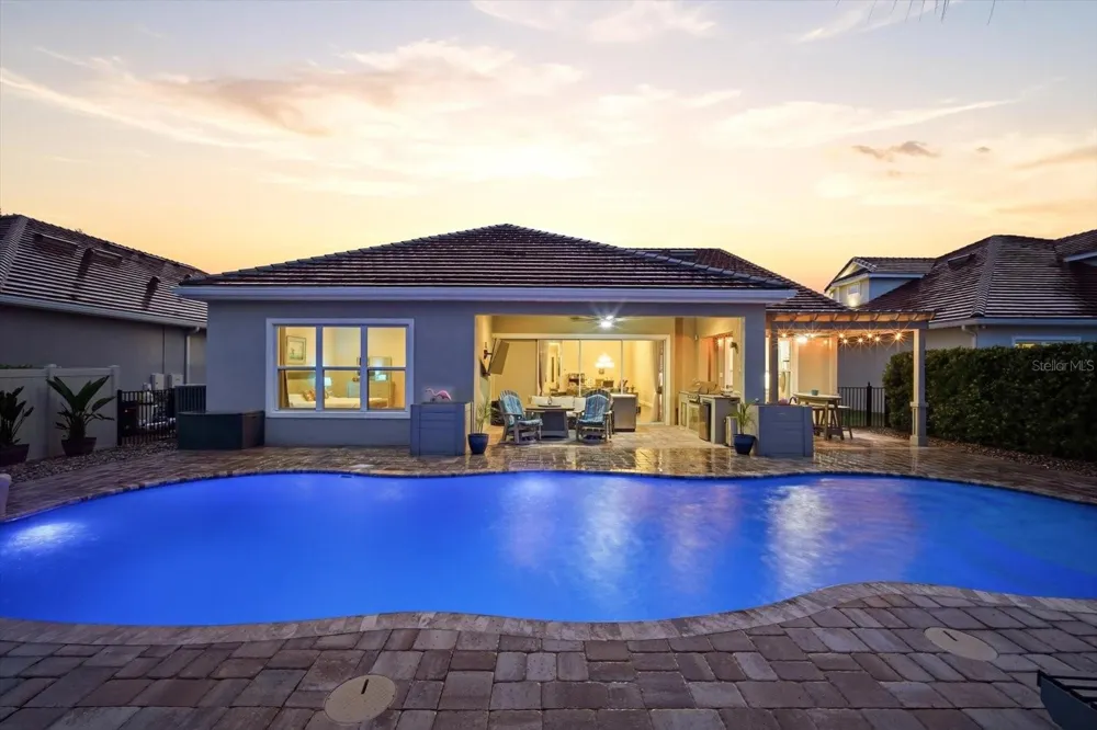 3816 BONFIRE DRIVE Odessa, FL 33556
