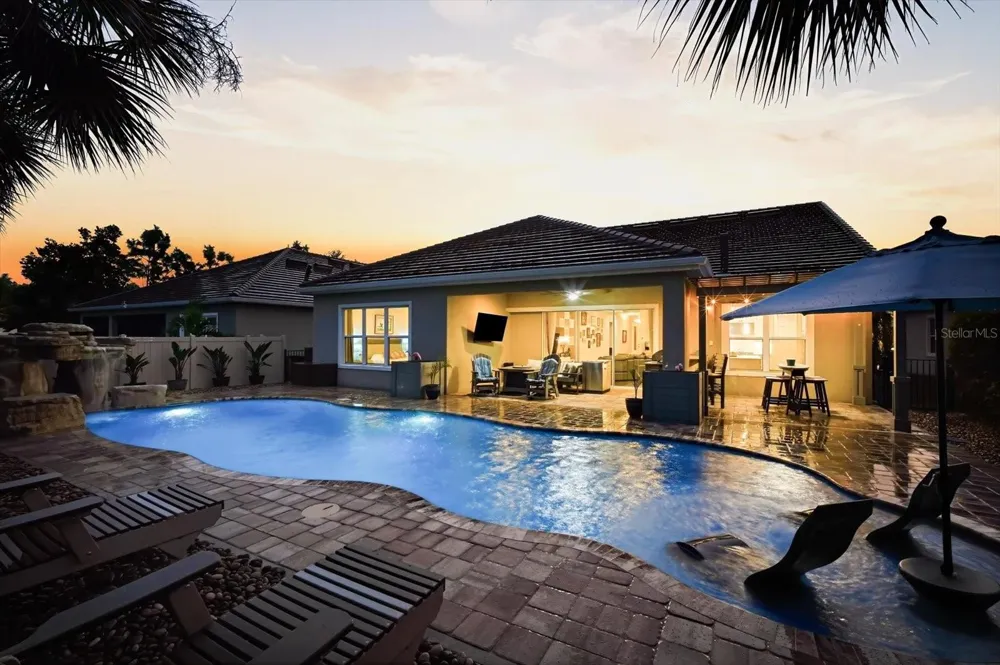 3816 BONFIRE DRIVE Odessa, FL 33556