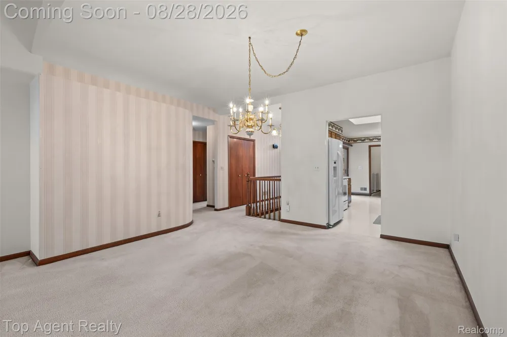 14430 Cove Creek Court Shelby Charter Township, MI 48315