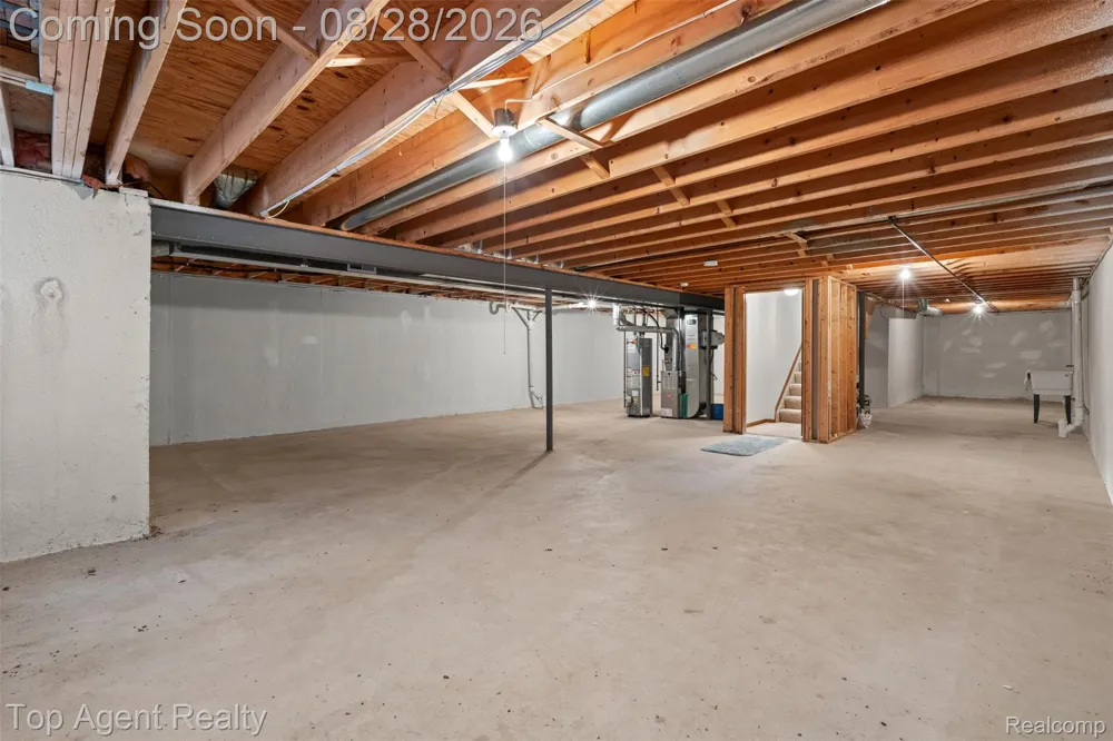 14430 Cove Creek Court Shelby Charter Township, MI 48315