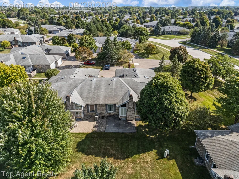 14430 Cove Creek Court Shelby Charter Township, MI 48315