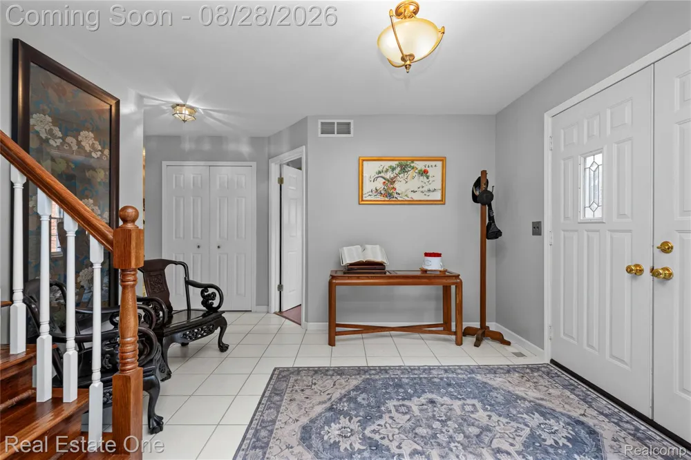 2222 Carpathian Drive West Bloomfield Charter Township, MI 48324