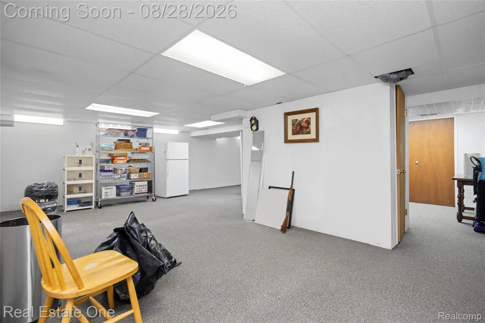 2222 Carpathian Drive West Bloomfield Charter Township, MI 48324
