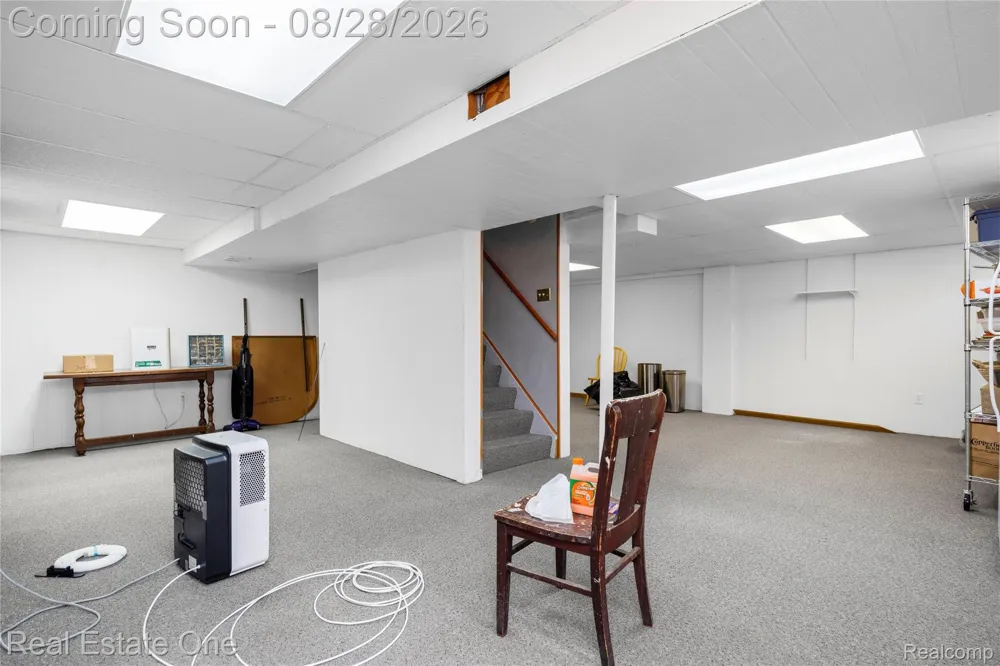 2222 Carpathian Drive West Bloomfield Charter Township, MI 48324