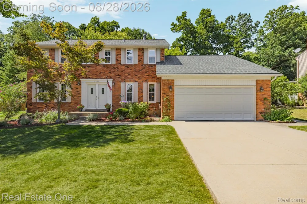 2222 Carpathian Drive West Bloomfield Charter Township, MI 48324
