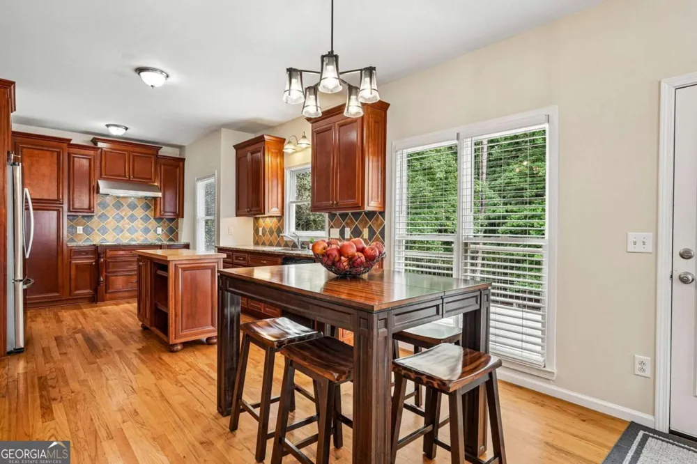 2125 Melrose TRCE Cumming, GA 30041