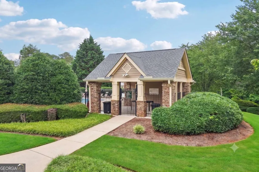 2125 Melrose TRCE Cumming, GA 30041