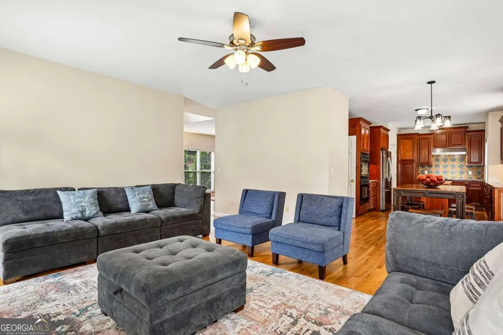 2125 Melrose TRCE Cumming, GA 30041