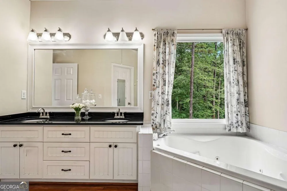 2125 Melrose TRCE Cumming, GA 30041