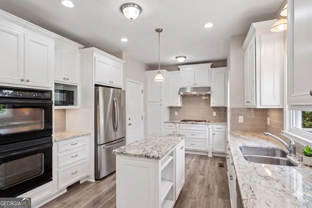 2125 Melrose TRCE Cumming, GA 30041
