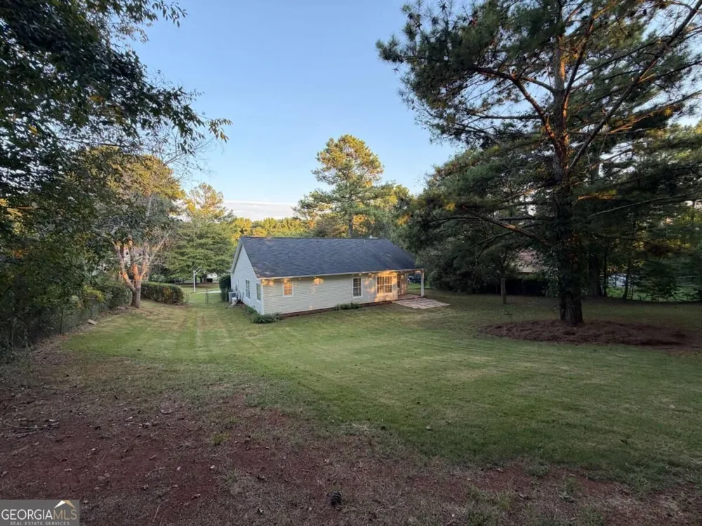 1447 Millstone CT Bethlehem, GA 30620