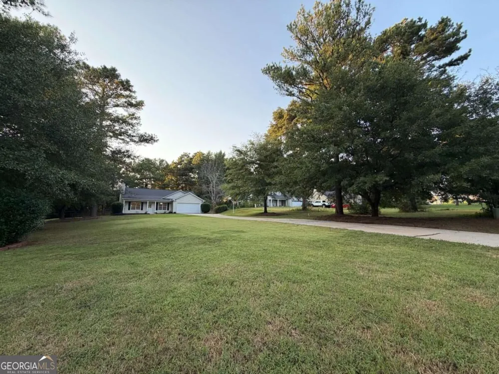 1447 Millstone CT Bethlehem, GA 30620
